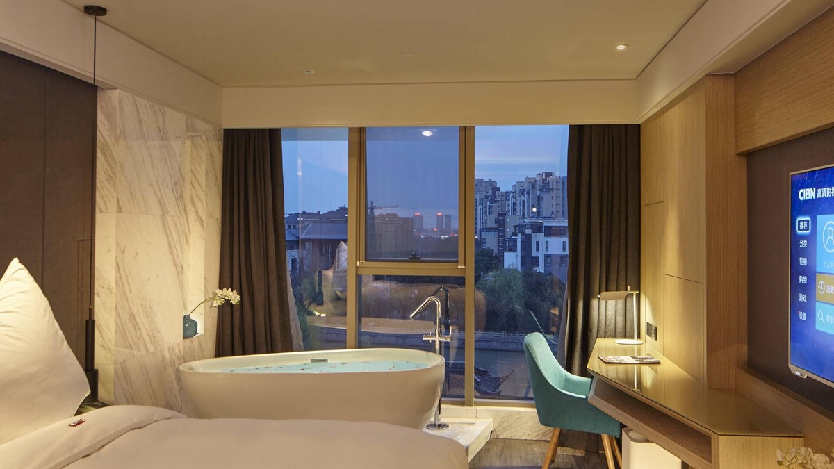 Dongguan Street Hotel | Mercure Yangzhou Dongguan Street