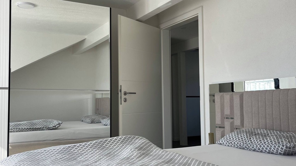 Tuttlingen Apartment | Mergim Nebihi