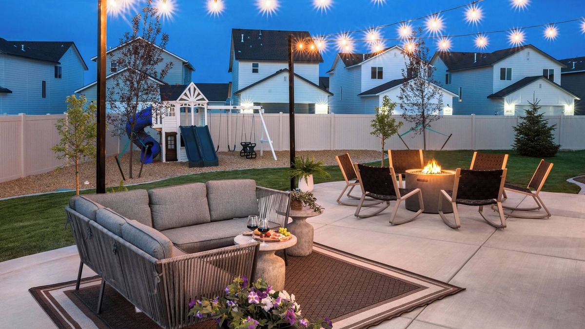 Meridian House | Meridian Luxury | 5BR Resort Style, Game Room, BBQ, Fire Pit, Hot Tub