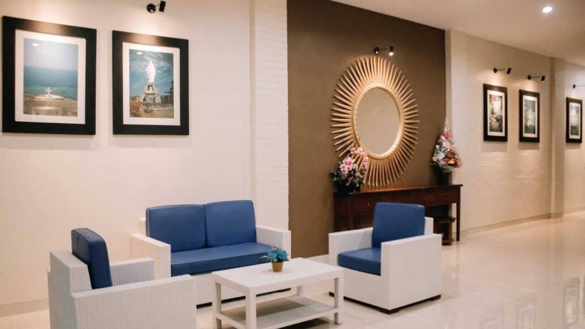Maumere Bed & Breakfast | Merlin Hotel