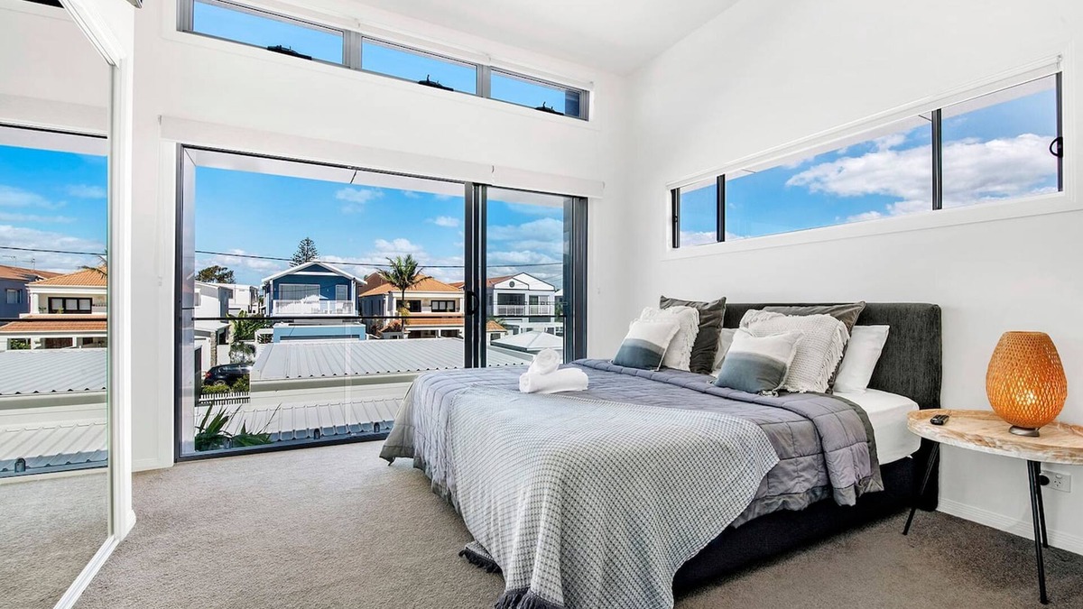 Mermaid Beach House | Mermaid Beach Break (With Car Parking)