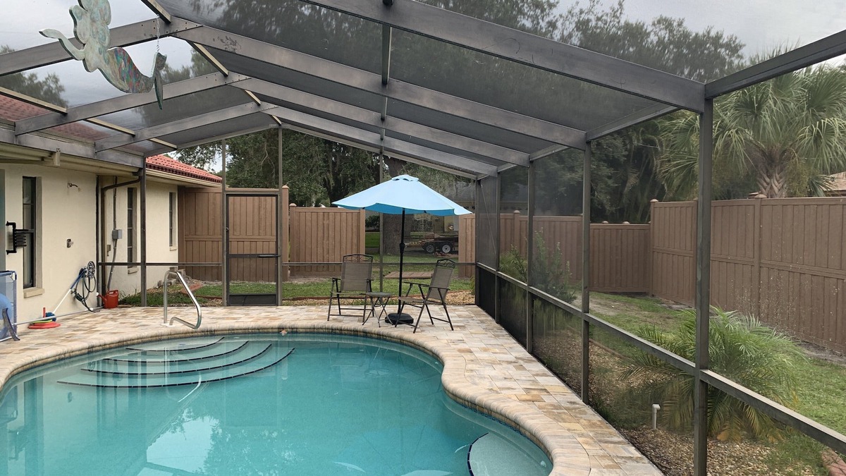 South Venice House | Mermaid House - Heated Salt water Pool/lake!