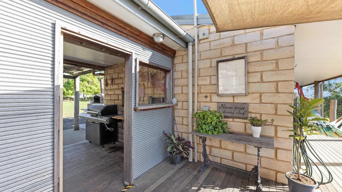 Congewai Villa | MetaWise Hunter Valley Olive Farm Stay
