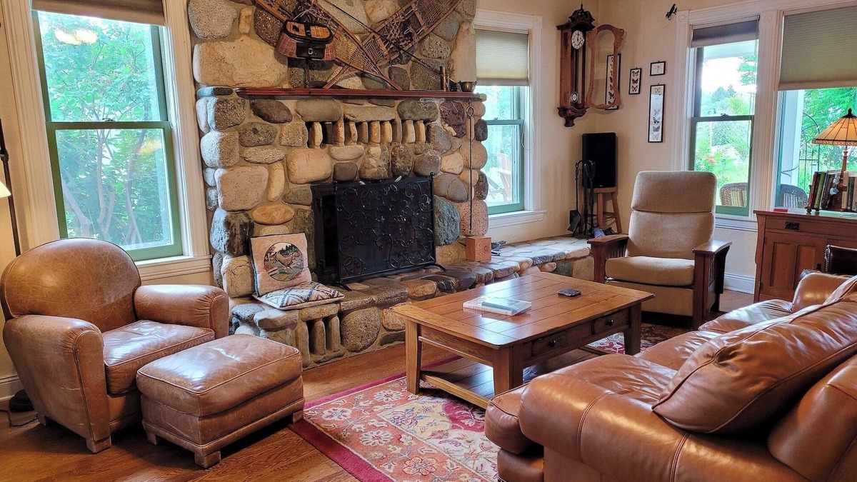 Twisp Cabin | Methow Valley Inn-5-bedroom option, Lovingly Restored&Beautifully Maintained!n