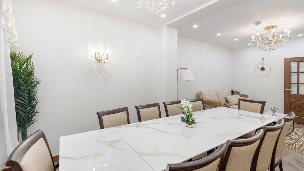 St. Ann's House | Metro Majesty: 5-Bedroom Gem in South Tottenham