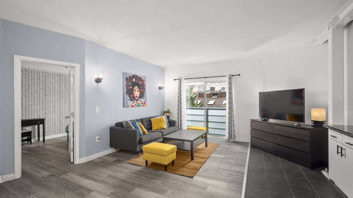 Cortez Hill Apartment | Metropolitan Haven: 1+1 Deluxe Suite Downtown SD