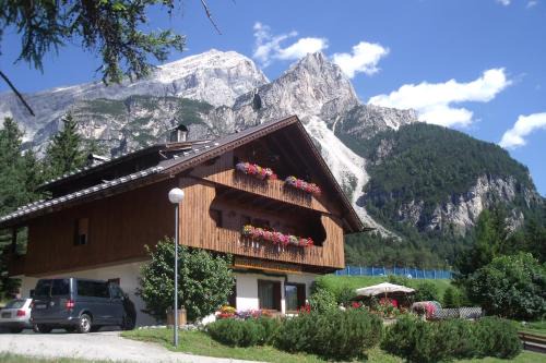 San Vito di Cadore Hotel | Meublè Barancio