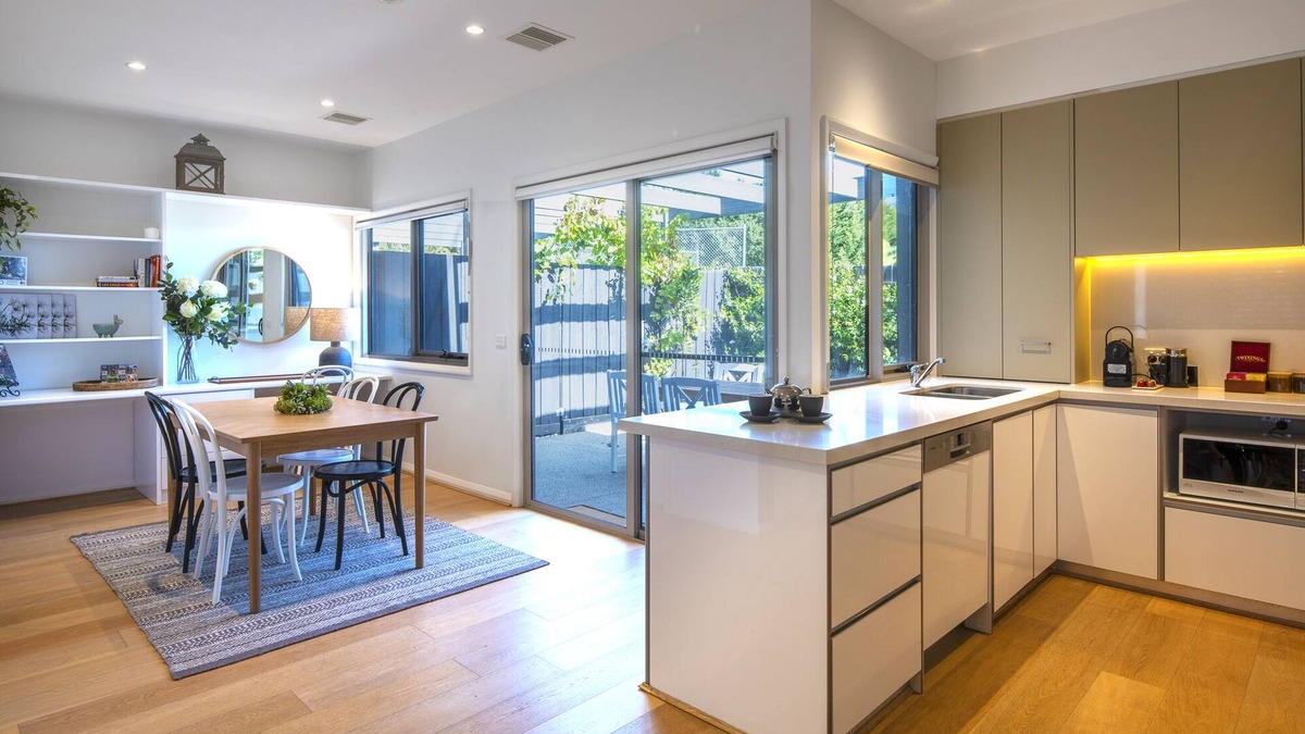 New Gisborne House | Mews Cottages