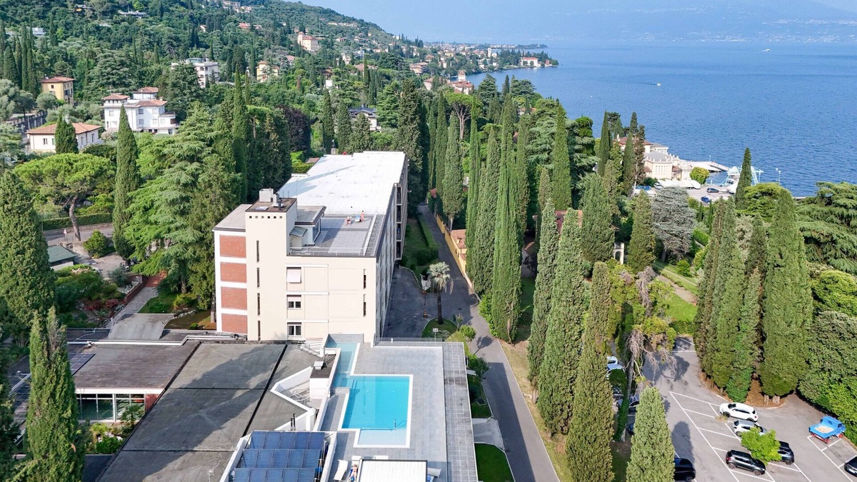 Gardone Riviera Apartment | MGH - Lake & Love Apartment