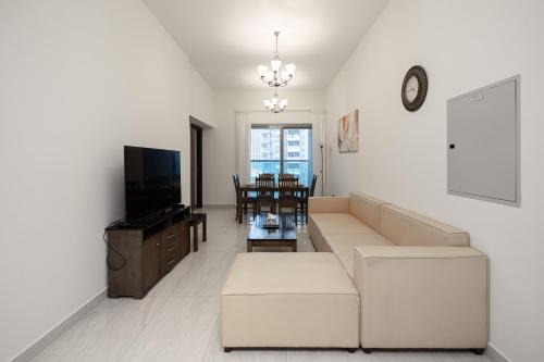 Business Bay Apartment | Mi Casa I Summer Deal I Large 4 Bed I Business Bay