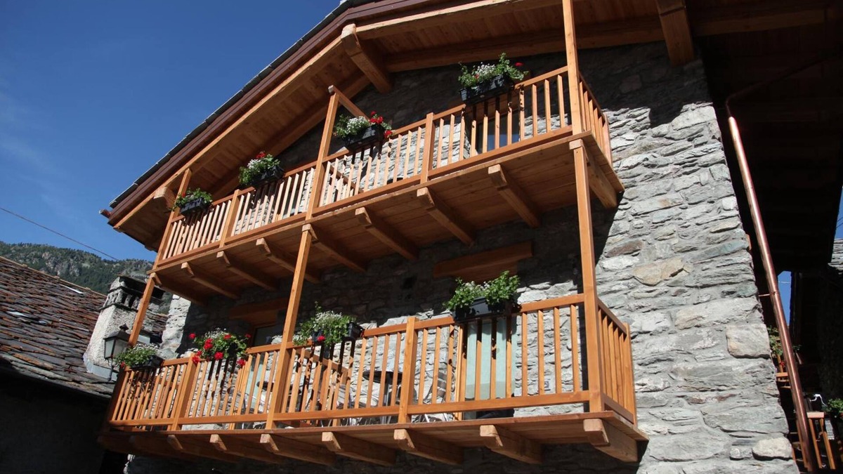 Extrepieraz House | Mi casa tu casa