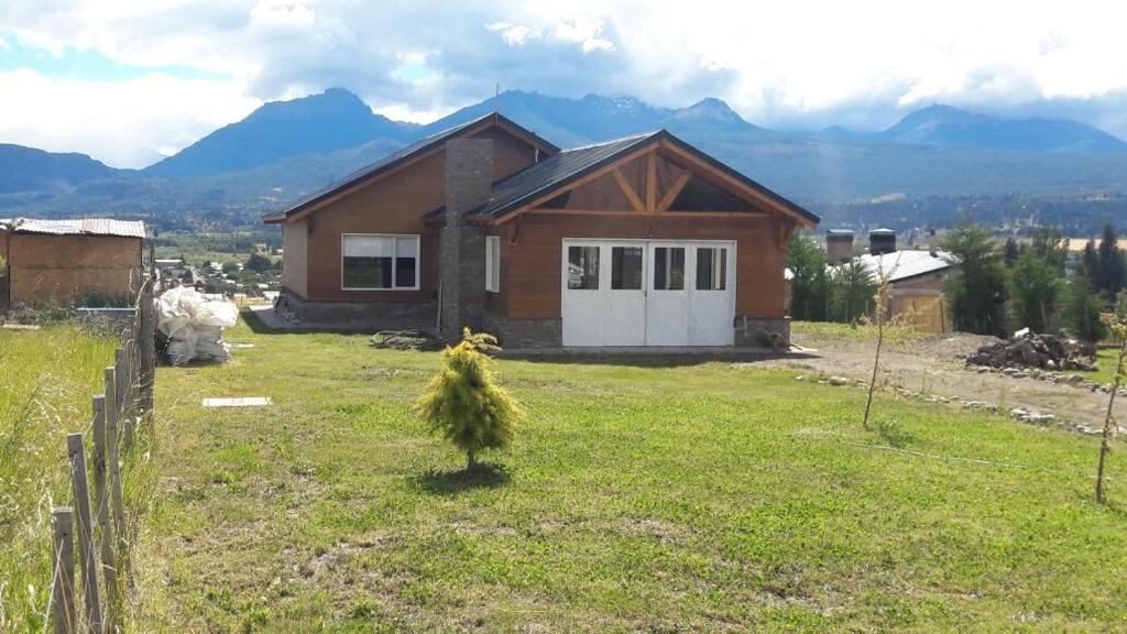 Trevelin House | Mi casita en la loma