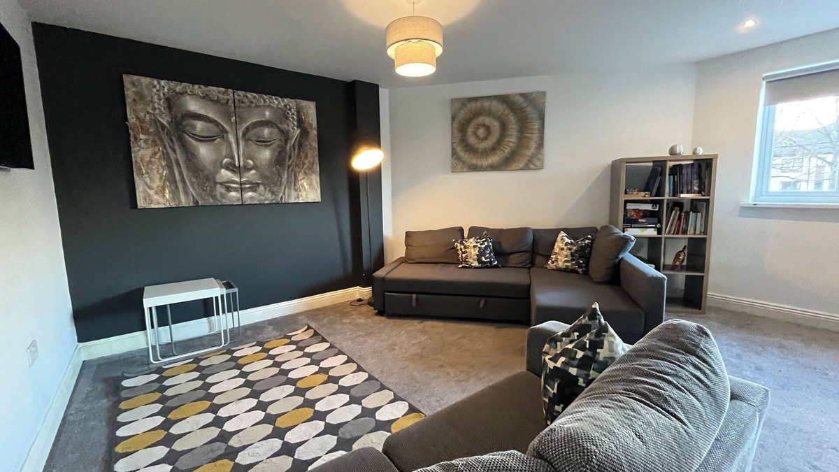 Chester Apartment | Mia's Place - City Centre Living within these 2 modern Apartments