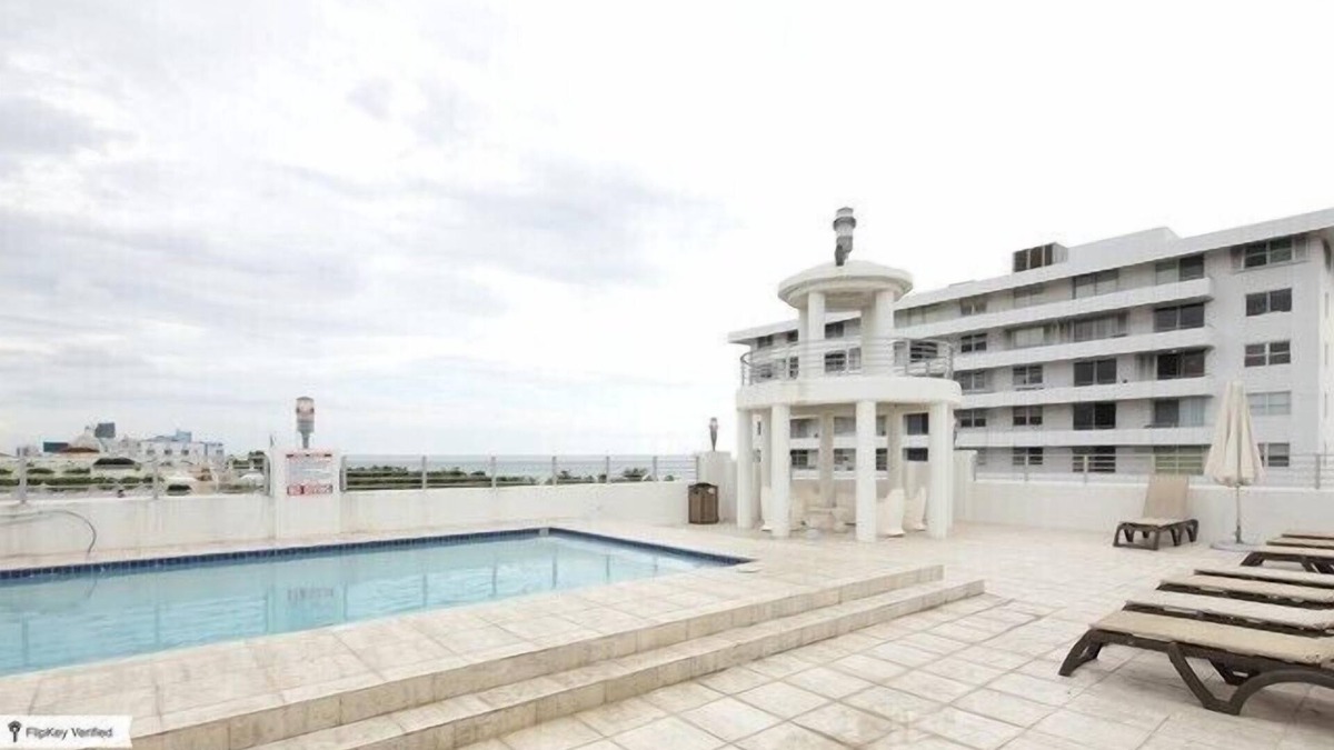 South Pointe Condo | Miami Beach Luxury Condo Across from Beach (401)