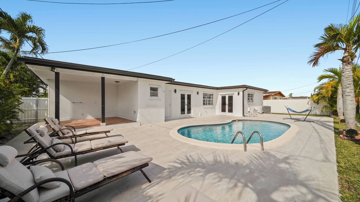 Westchester House | Miami Oasis: Pool & Game Fun!