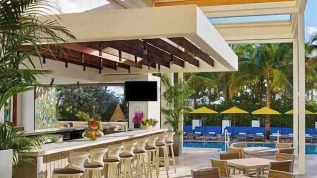 South Beach Resort | Miami Royal Palm, South Beach, Hot Tub, Pool, Beach