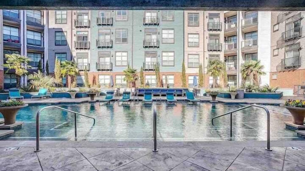 Deep Ellum Apartment | Mickey Magical 1BR Soft-Loft Deep Ellum