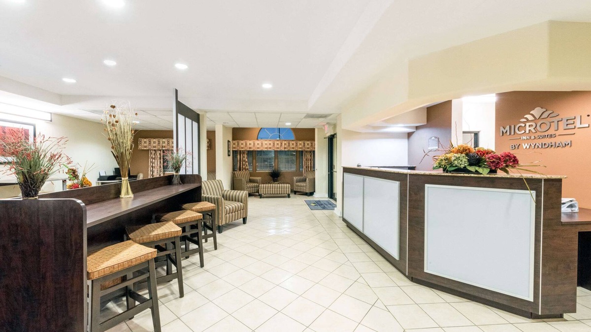 Eagle Pass Hotel | Microtel Inn and Suites Eagle Pass