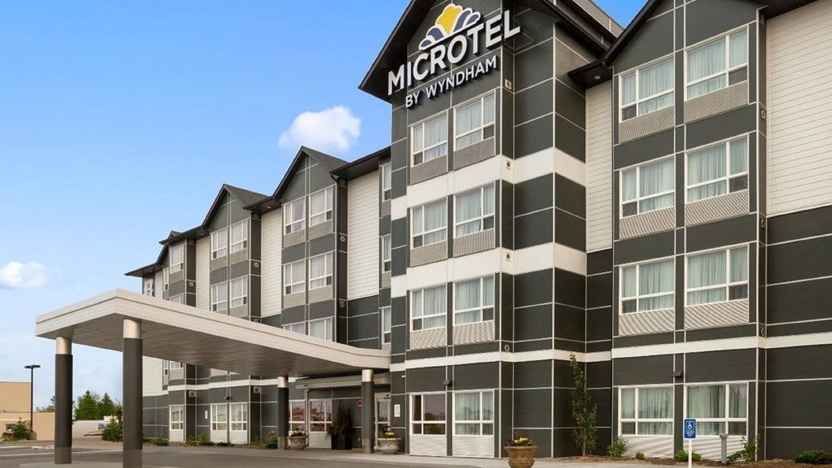 Timmins Hotel | Microtel Inn & Suites by Wyndham Timmins