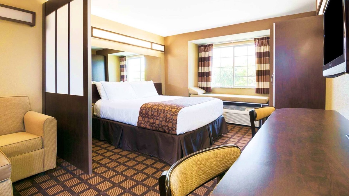 Macon Hotel | Microtel Inn & Suites by Wyndham Macon