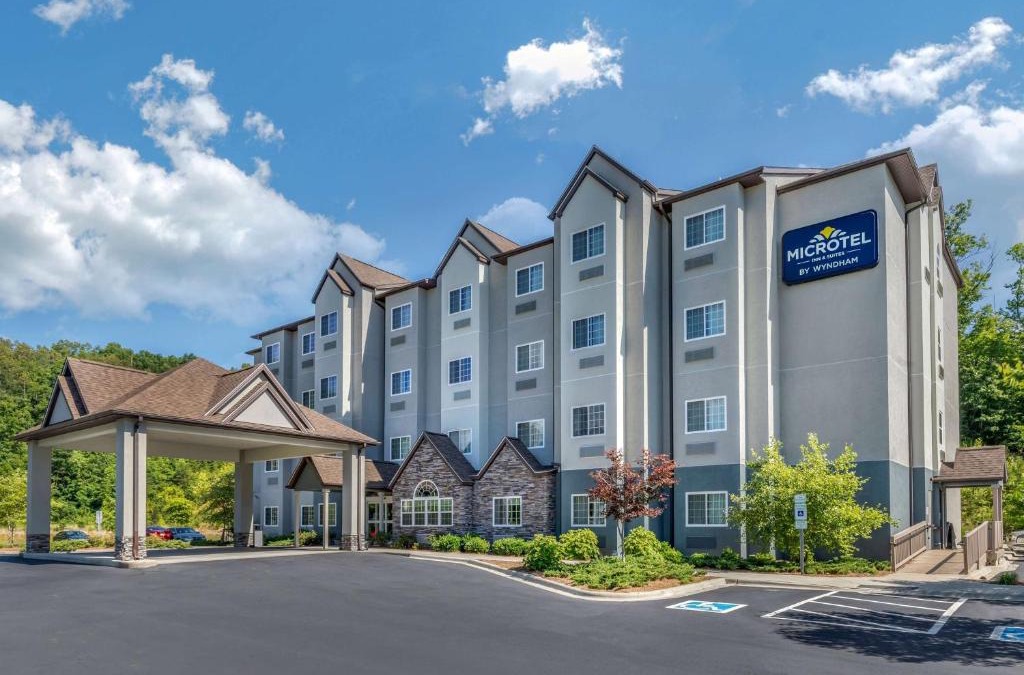 Sylva Hotel | Microtel Inn & Suites Dillsboro/Sylva