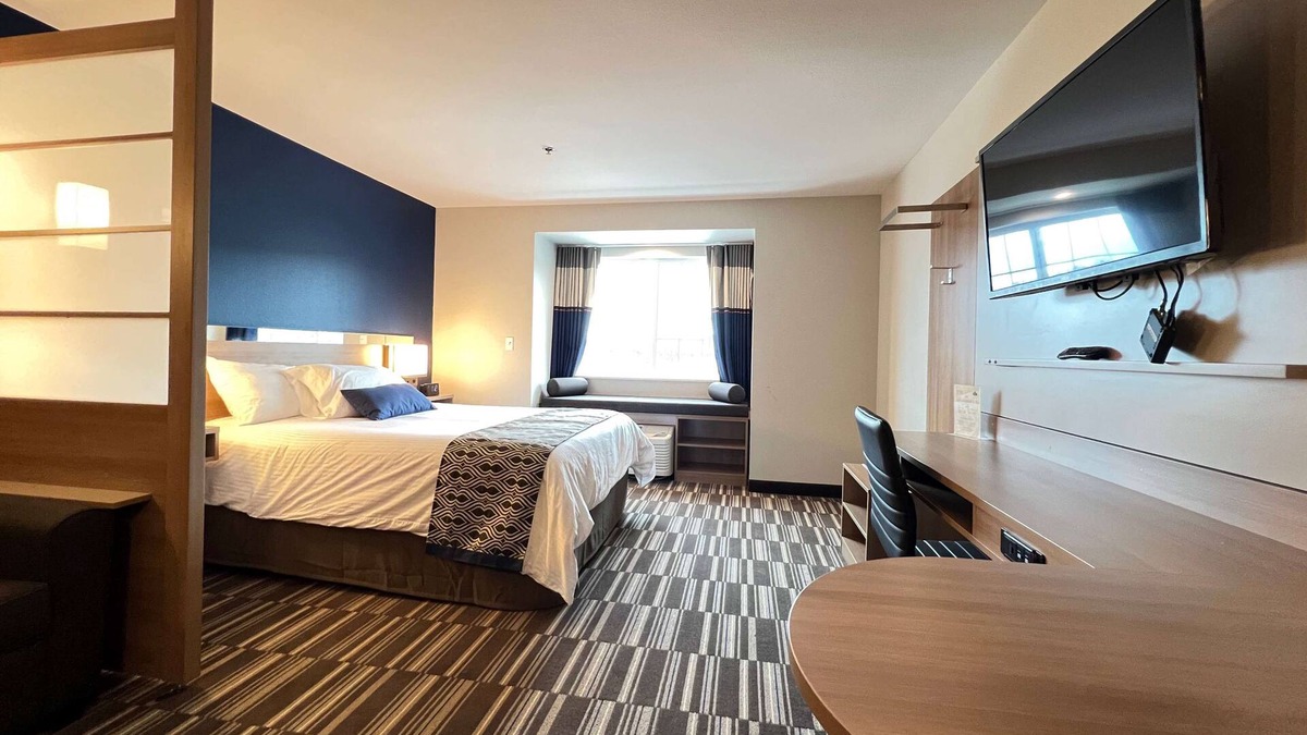 Woodland Park Hotel | Microtel Inn & Suites by Wyndham Woodland Park