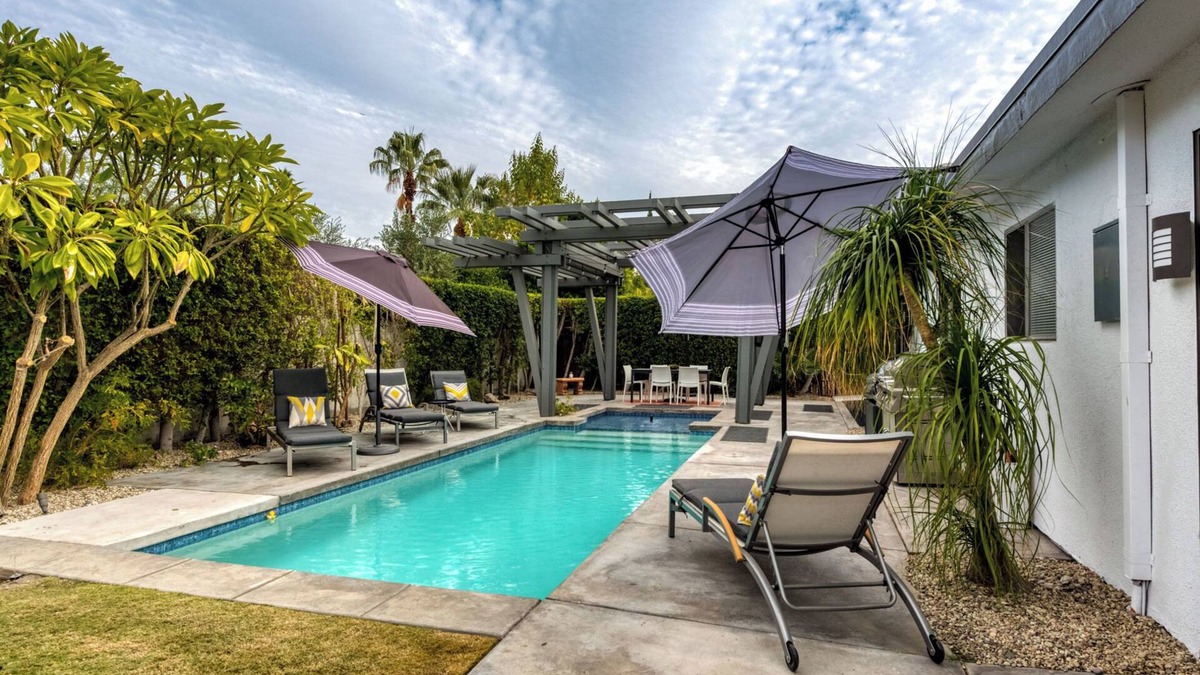 Rancho Mirage House | Mid-Century Oasis w/Private Pool & Mountain Views