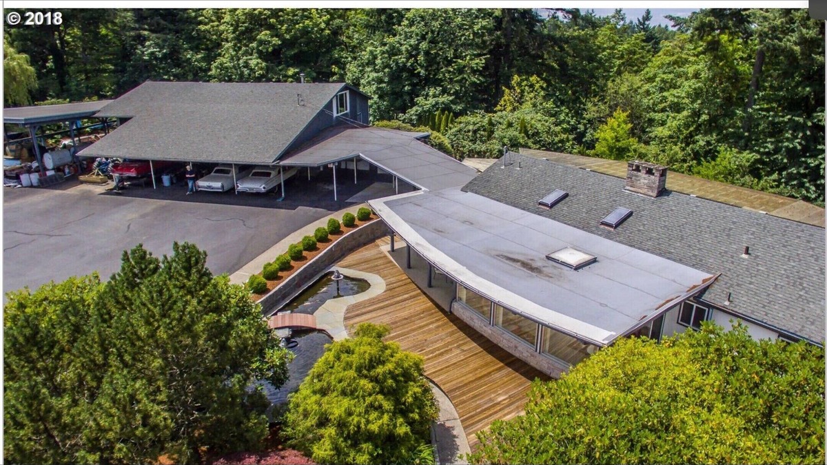 Pleasant Valley House | Mid Century private 7 acre property. 20 min from central PDX