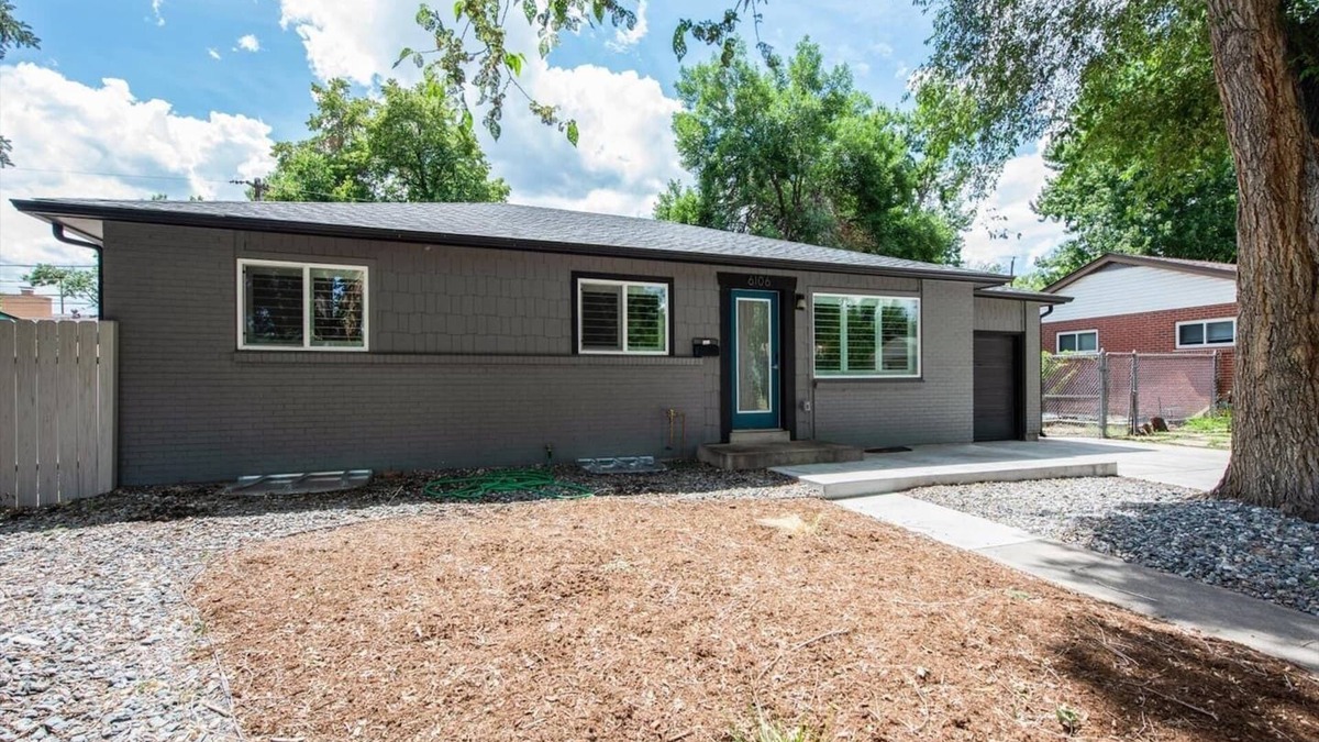 Alta Vista Area House | Mid-Mod Marvel Central Game Rm/Wet Bar Patio