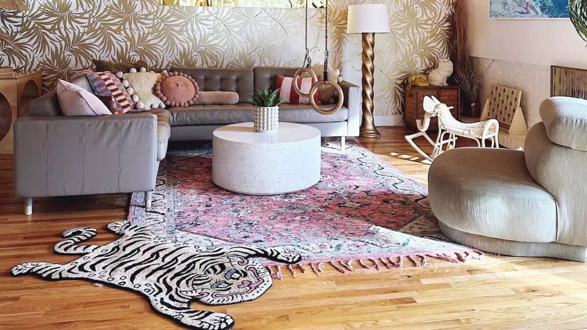 Ballwin House | Midcentury Funhouse just west of Dowtown St. Louis!