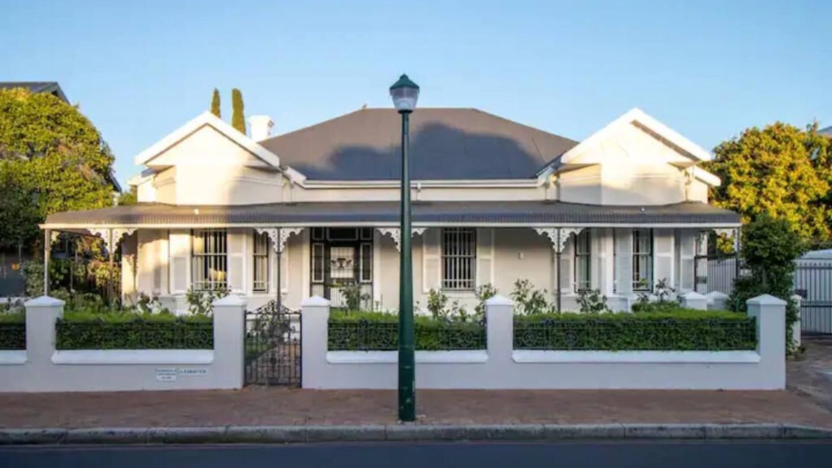 Stellenbosch Villa | Middedorp Manor Villa