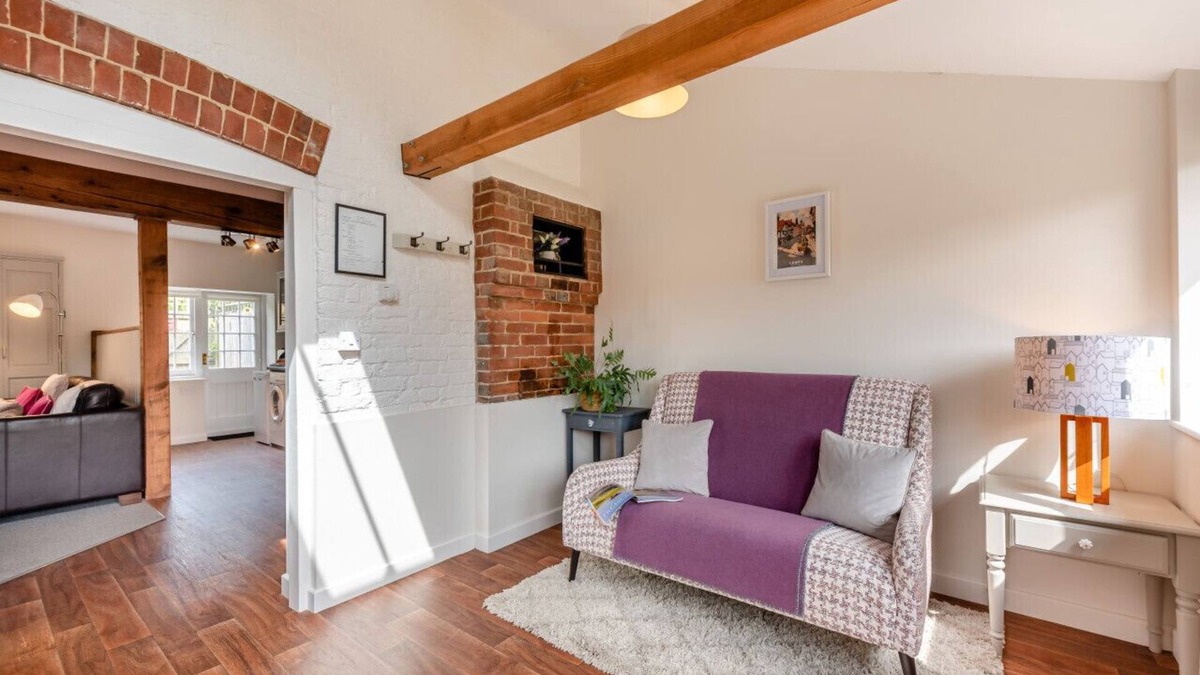 Upper Dicker House | Middle Cottage - Chiddingly