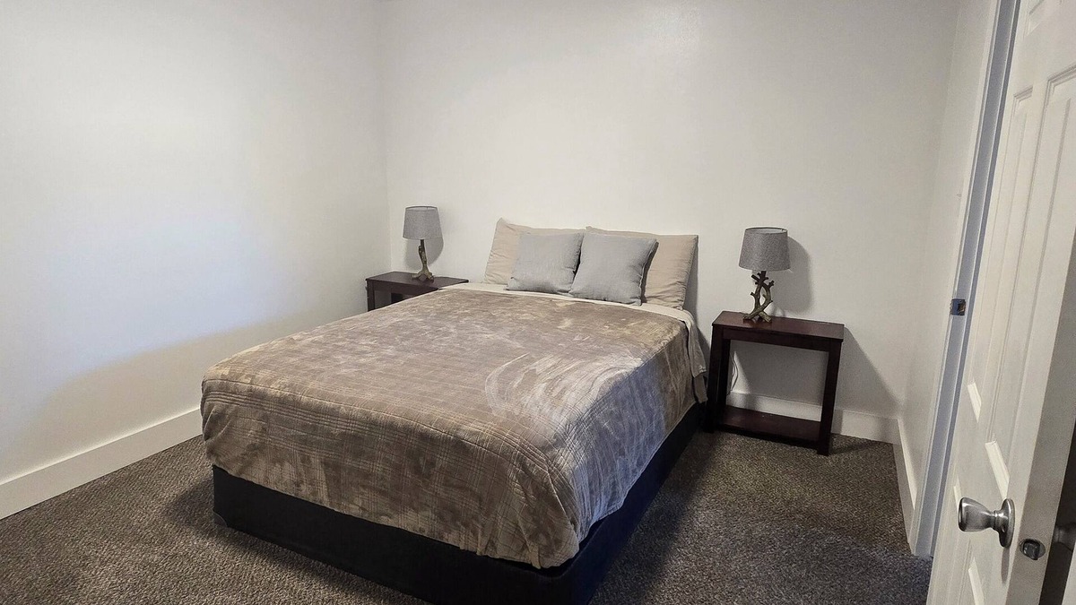 Lava Hot Springs Condo | Midtown Condo right on Main St! Walking distance to everything!