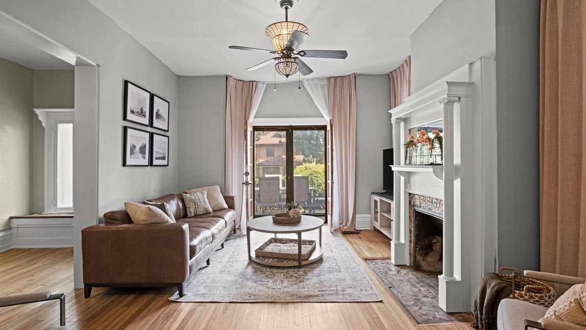 North Hyde Park Apartment | Midtown Victorian Lower- Historic 2BR in Hyde Park