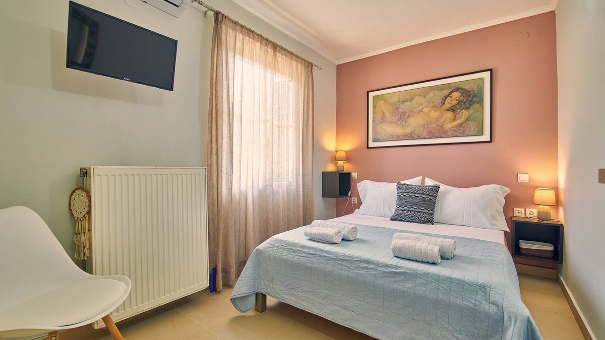 Fiolitis House | Mika's Valley View House