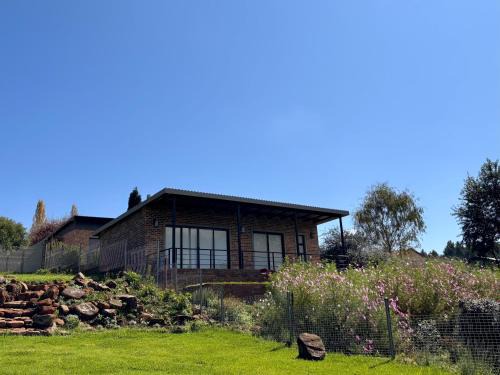 Dullstroom Apartment | Mika Self Catering Cottage