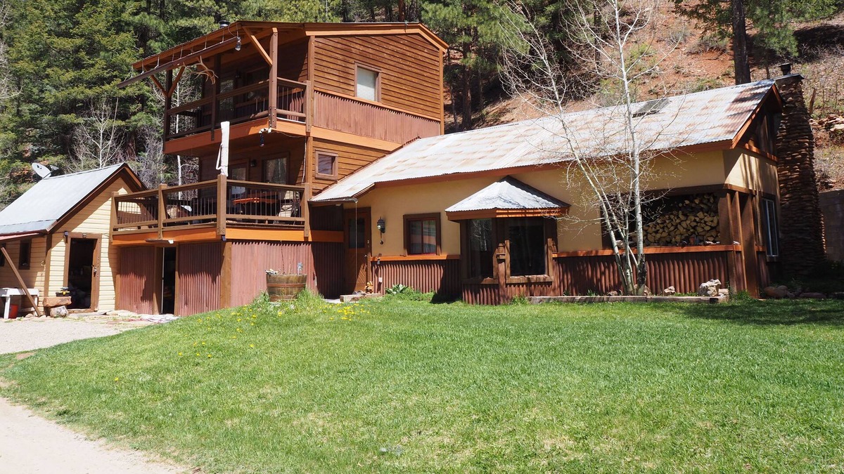 Dolores House | Mike’s Mountain Hideout