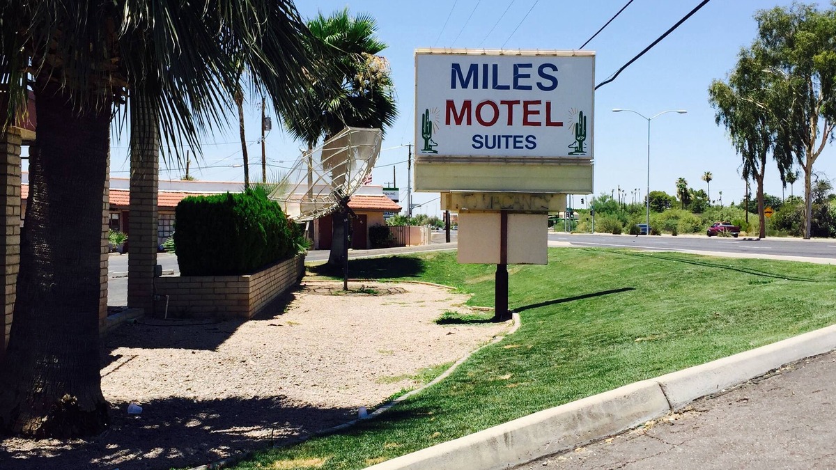 East Mesa Hotel | Miles Motel