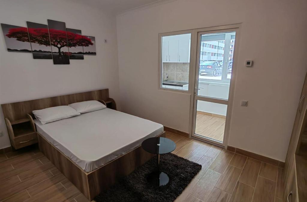 Bucharest Apartment | Militari Studio