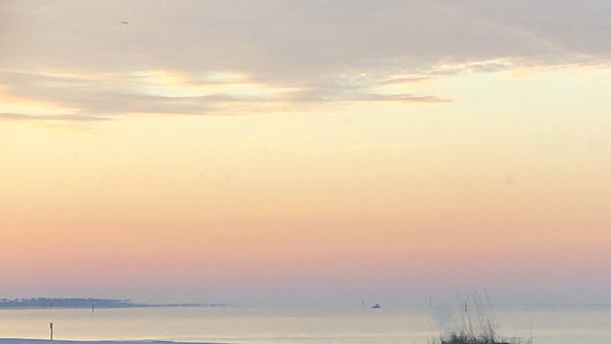 Biloxi Condo | Military Discount! Less than 5 mins to KAFB. Across street to Biloxi Beach.