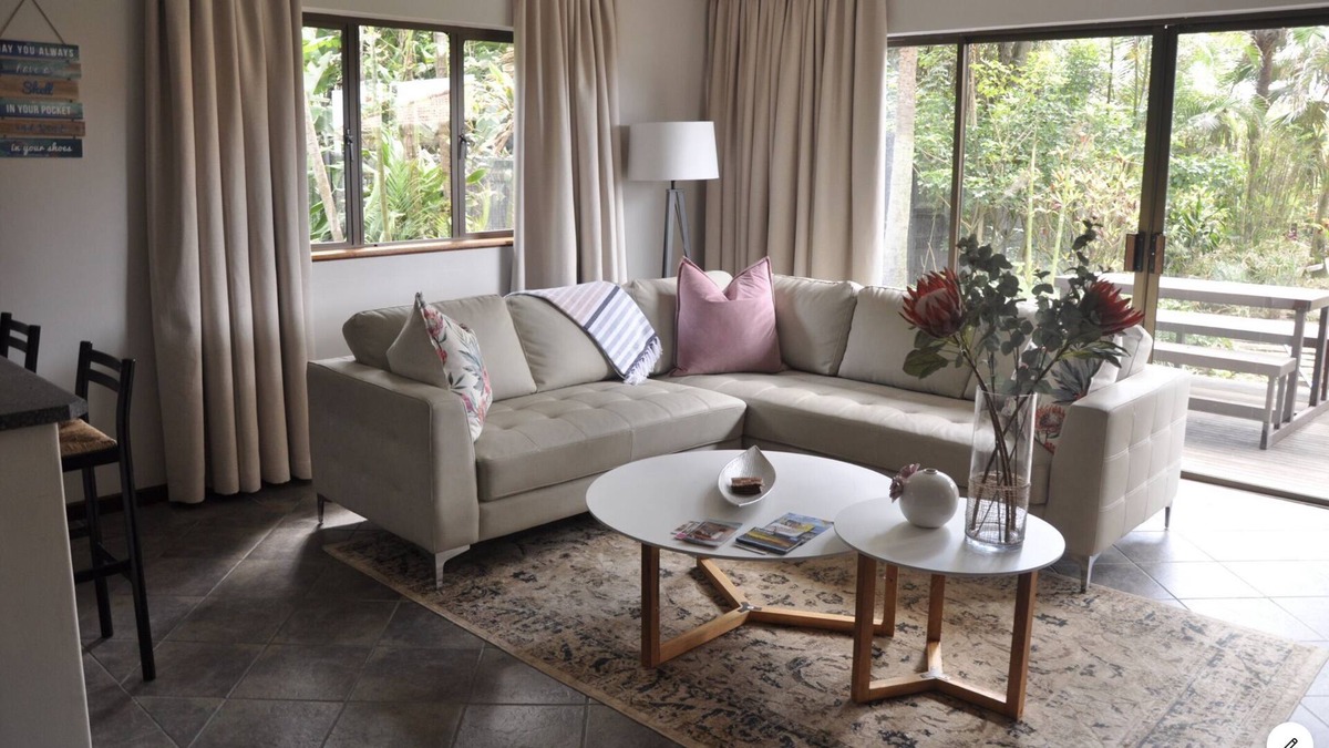Umhlanga Cottage | Milkwood Guesthouse - Private Beach Access