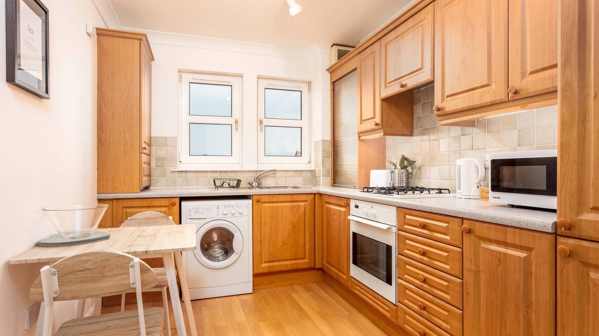 Ayr Apartment | Millbrae Residence - Donnini Apartments