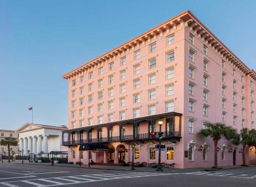 Charleston Historic District Hotel | Mills House Charleston, Curio Collection by Hilton