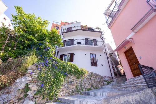 Castelmola Apartment | mimma's home