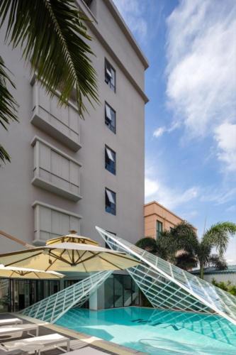 Tianya District Hotel | Min Xiangmi Design Residence (Sanya Bay Phoenix International Airport Store)
