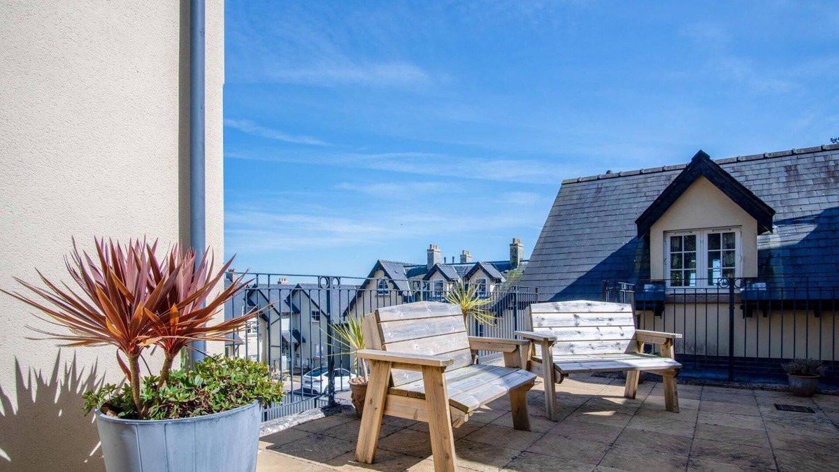 Saundersfoot Apartment | Minarvon - 2 Bedroom Apartment - Saundersfoot
