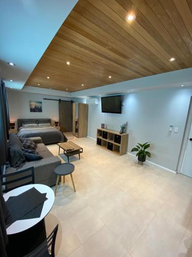 Mindarie Apartment | Mindarie beachside studio