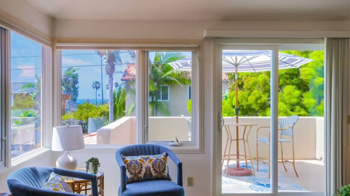 Del Mar Villa | Mindful Cottage with peek Ocean Views