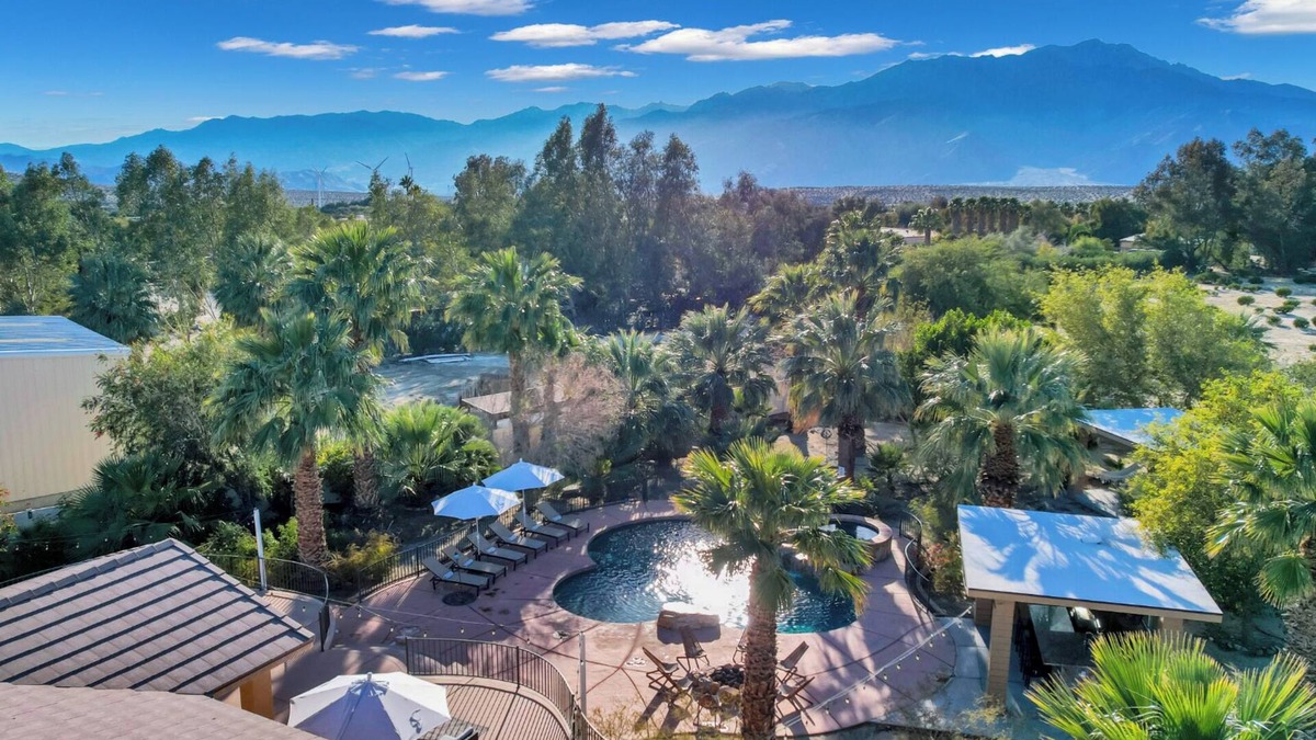 Desert Hot Springs House | Mineral Springs pool -2 acre+mountain views, games, karaoke, fitness, privacy,PS