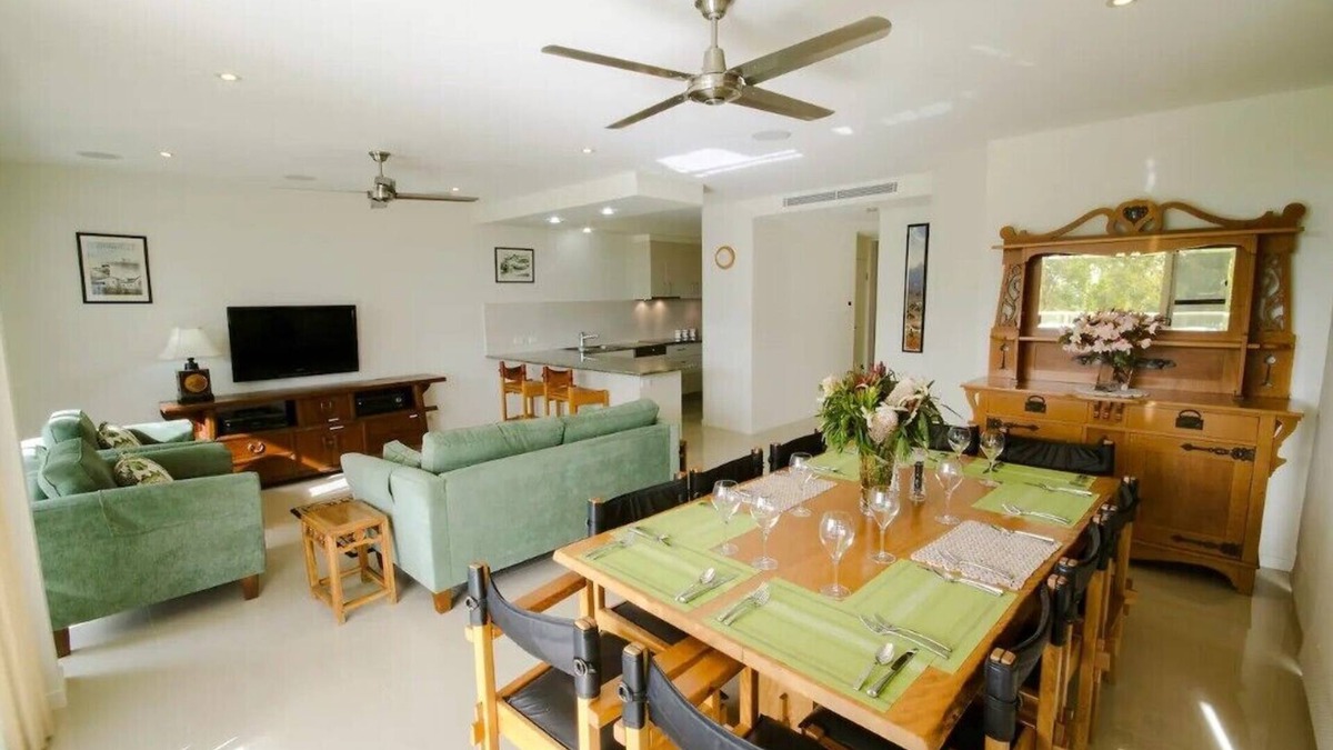 Kingscliff Apartment | Ming Apartment 3 - Beautiful Top Floor Apartment!
